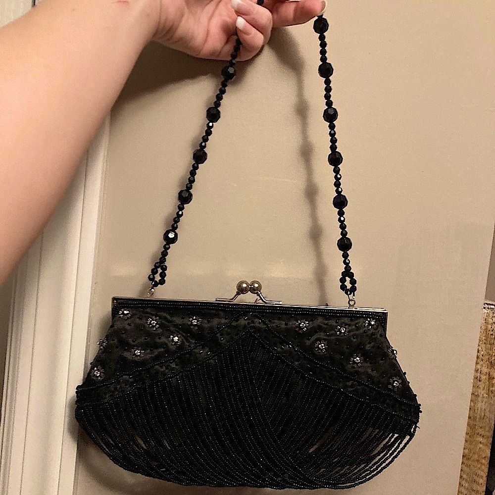 Unique & Beautiful Cache Bag - Picture 4 of 7